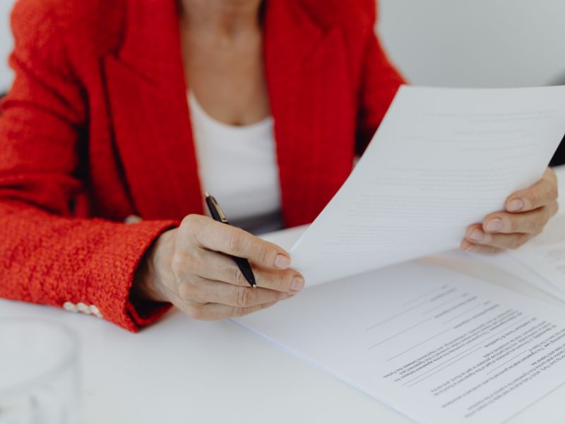 O que é IVA no contrato PJ: como funciona e o que muda