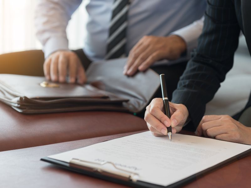 multa contrato pj​ e conclusão