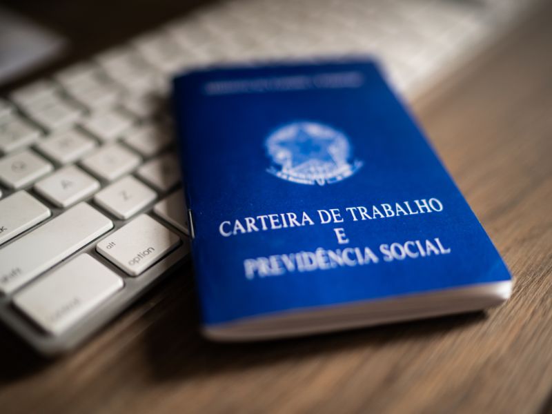 posso demitir um funcionário e contratar como PJ legislação